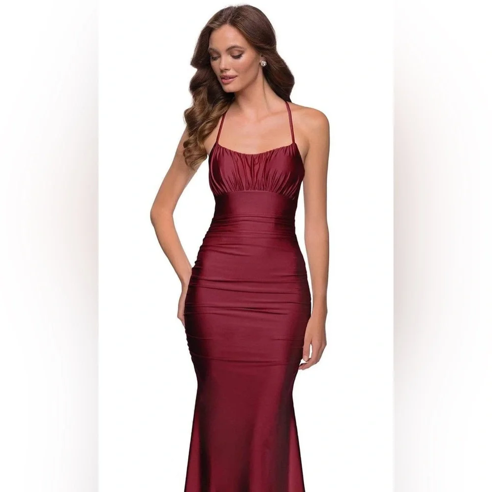 La Femme 29873 Strappy Open Back Shiny Jersey Fitted Gown - Picture 3 of 11